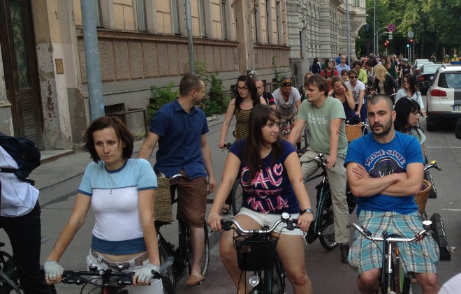 学分：拉脱维亚骑自行车的人协会
